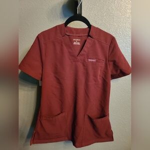 Jaanuu 3 Pocket Scrub Top Size Small Color Wine/Maroon